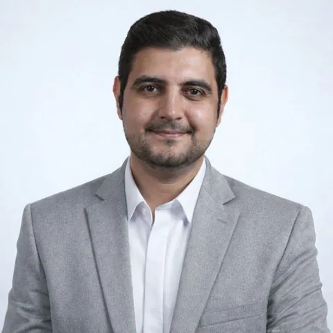 محسن حقشناس